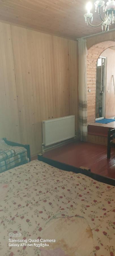 Guest House Sabauri Stepantsminda Exterior photo