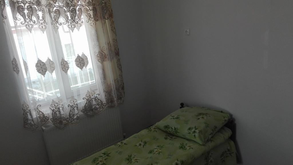 Guest House Sabauri Stepantsminda Exterior photo