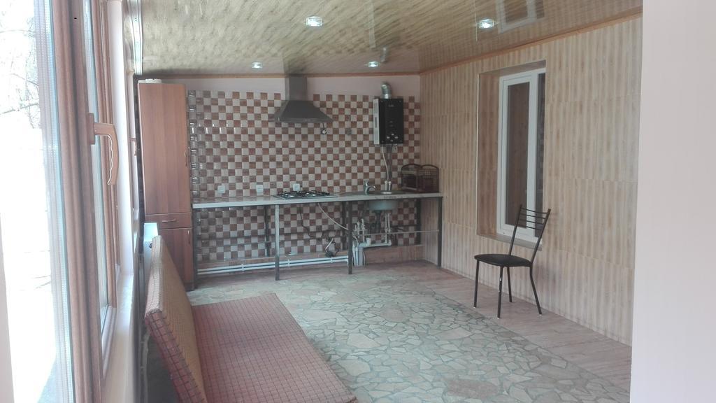 Guest House Sabauri Stepantsminda Exterior photo